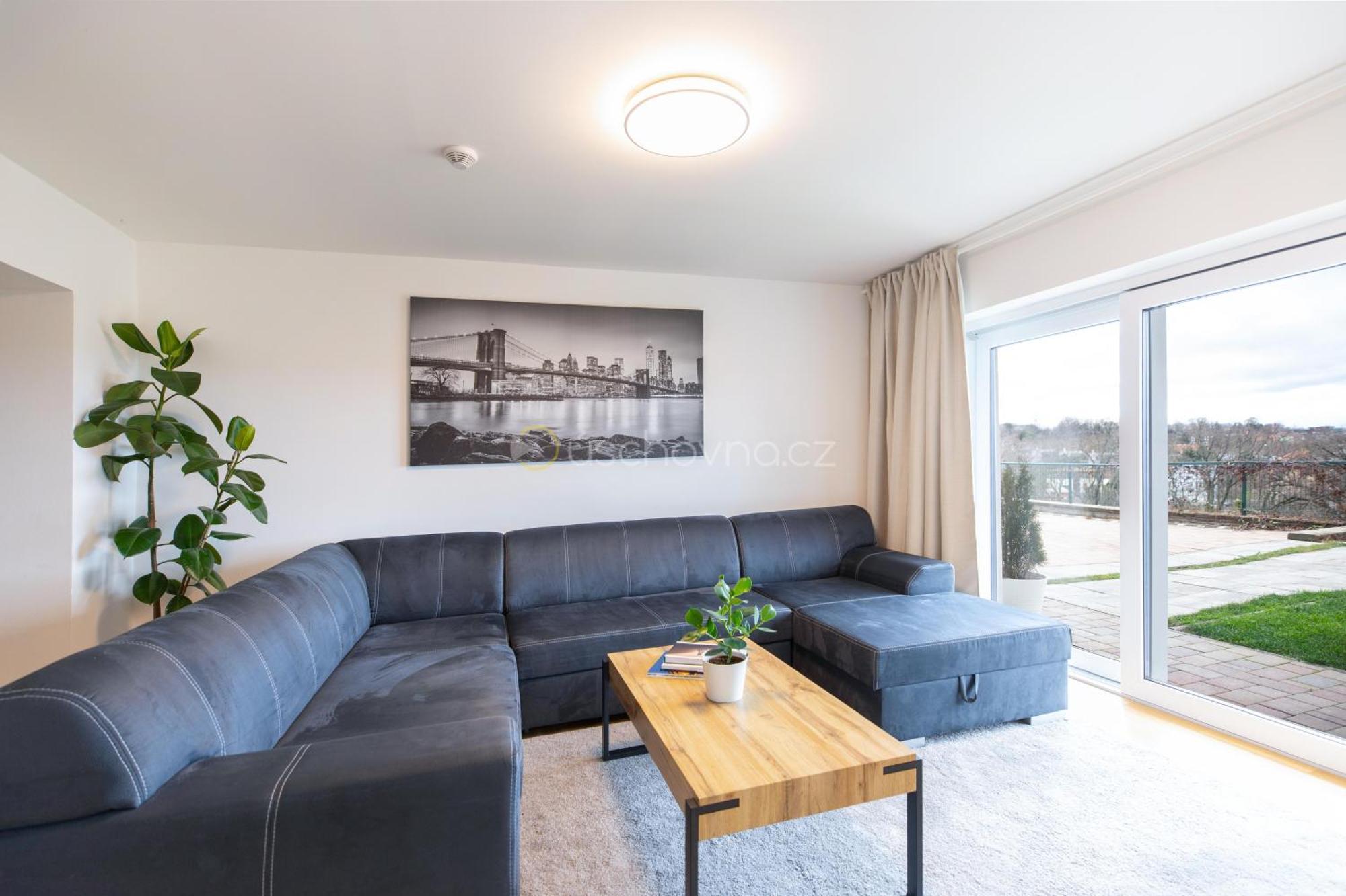Airport Luxury Apartment & Spa Praga Zewnętrze zdjęcie