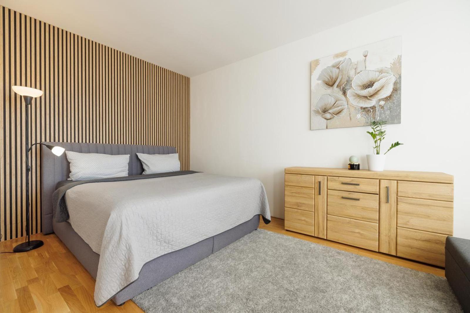 Airport Luxury Apartment & Spa Praga Zewnętrze zdjęcie